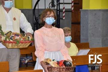 Repique de campanas, misa de romeros y ofrenda a la Virgen de las Nieves/TA y Francisco Javier Santana.